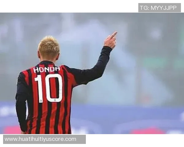 圆梦时刻索博赛后终于如愿获得偶像C罗的球衣之前换球衣时遗憾未能成功 圆梦时刻索博赛后终于如愿获得偶像C罗的球衣之前换球衣时遗憾未能成功