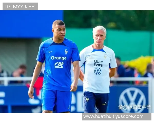 姆巴佩缺席FIFA投票引发关注德尚代为投票背后有何深意