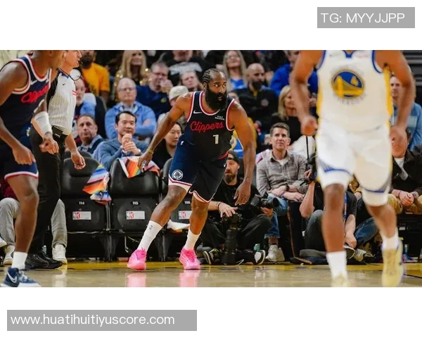 小卡爆料卢曾参与比卢普斯赌博事件与达蒙琼斯关系密切 小卡爆料卢曾参与比卢普斯赌博事件与达蒙琼斯关系密切