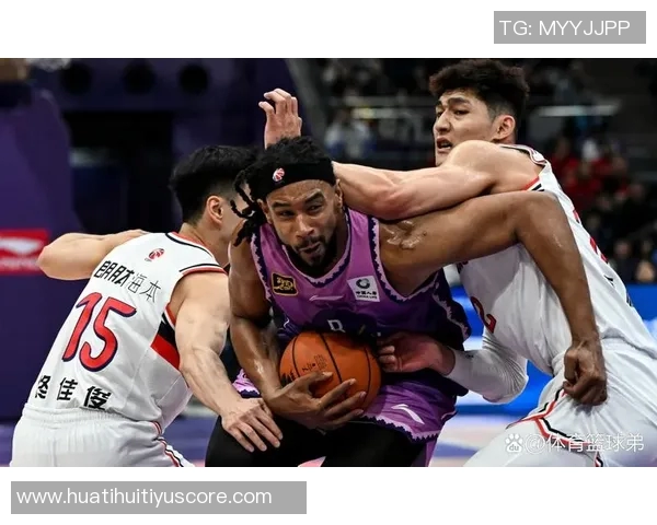 广州8名国内球员表现不佳整场比赛仅打入5球引发热议 广州8名国内球员表现不佳整场比赛仅打入5球引发热议